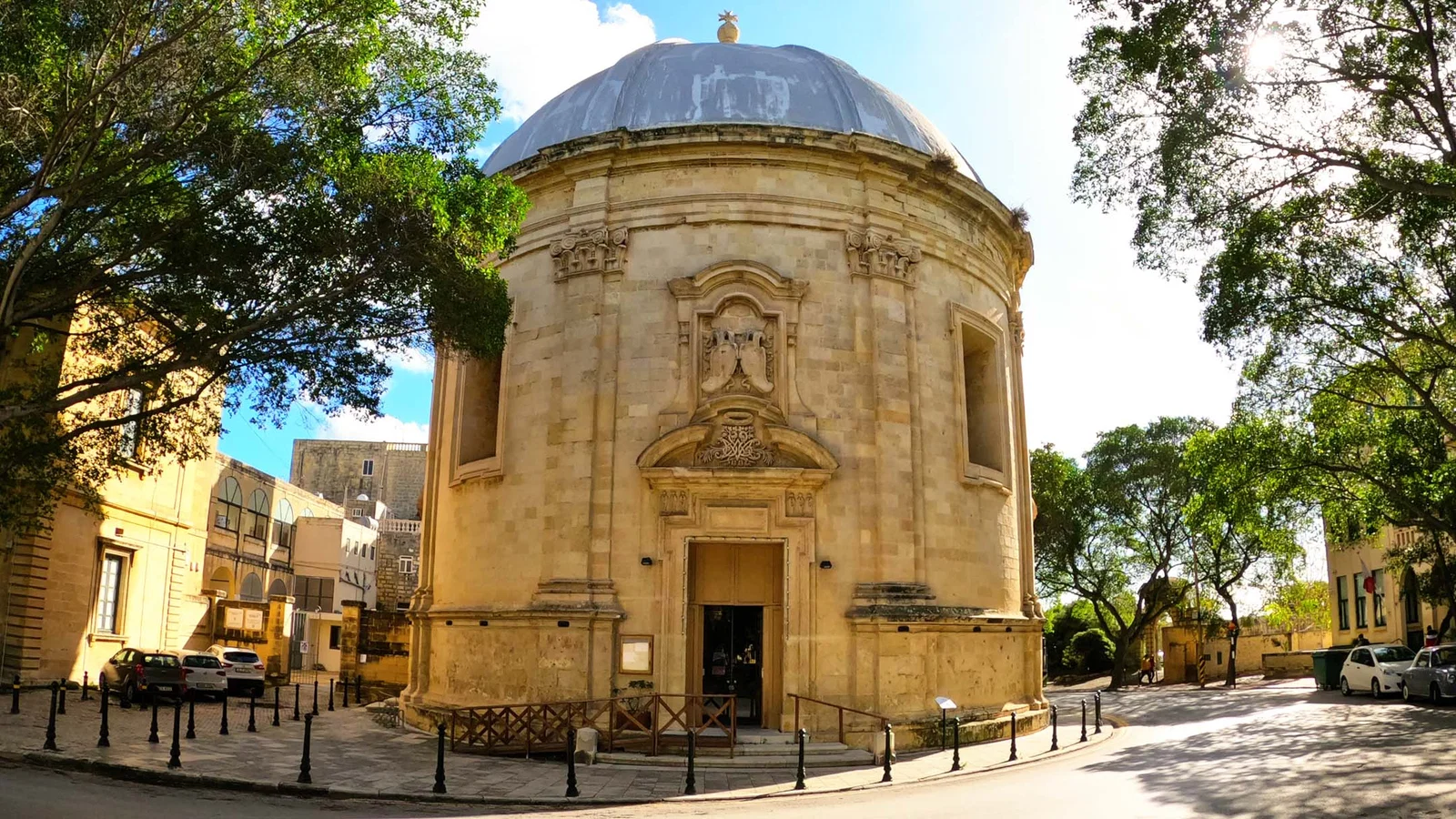 Église de Sarria — La Valette