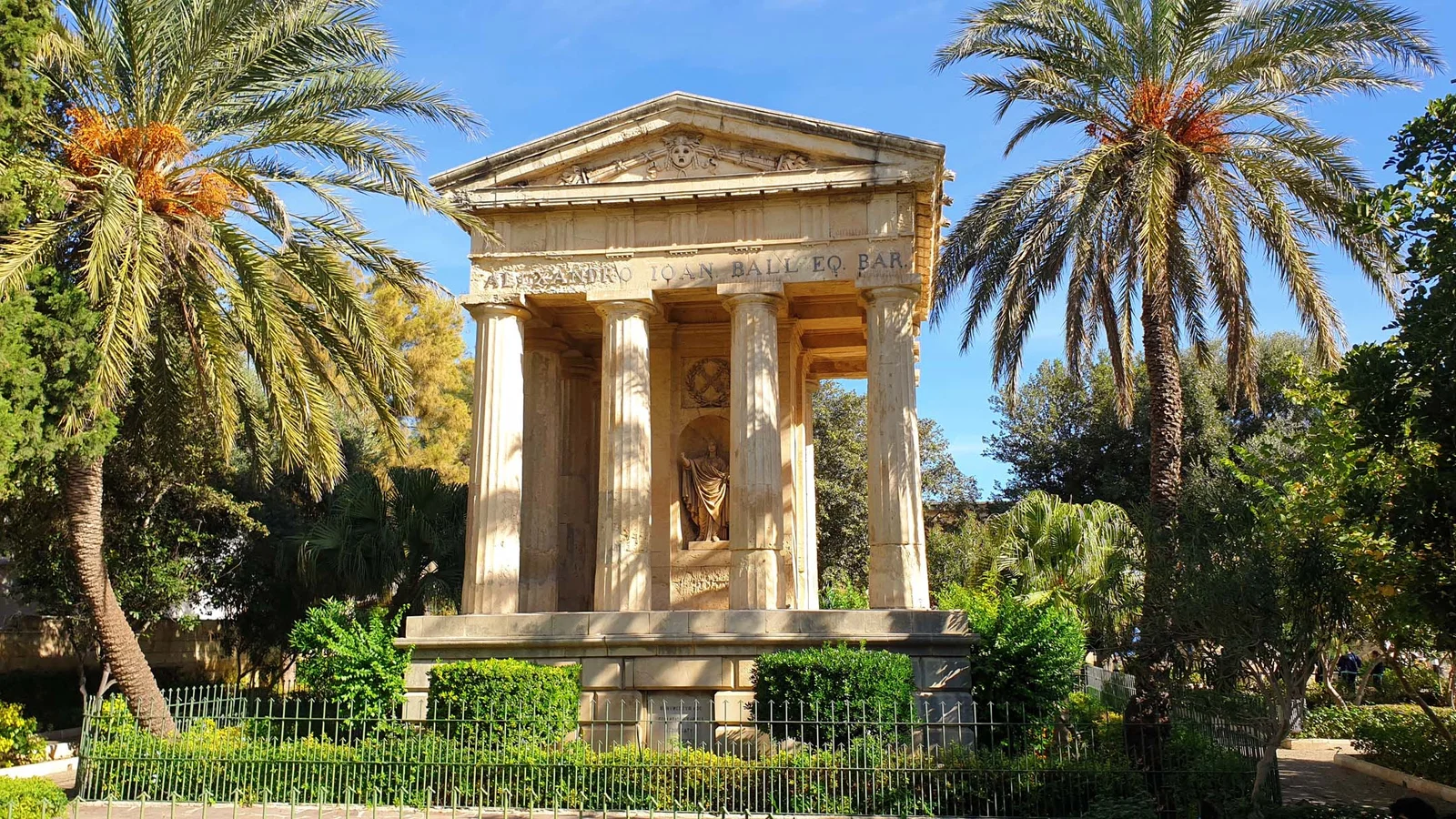 Monument à Sir Alexander Ball — La Valette