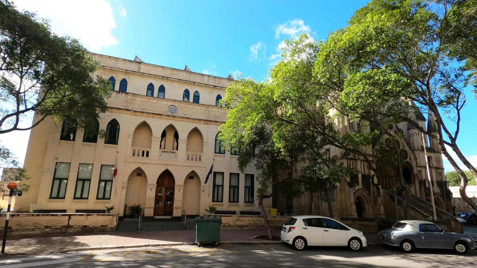 Ta’ Dar il-Mistrieħ — La Valette