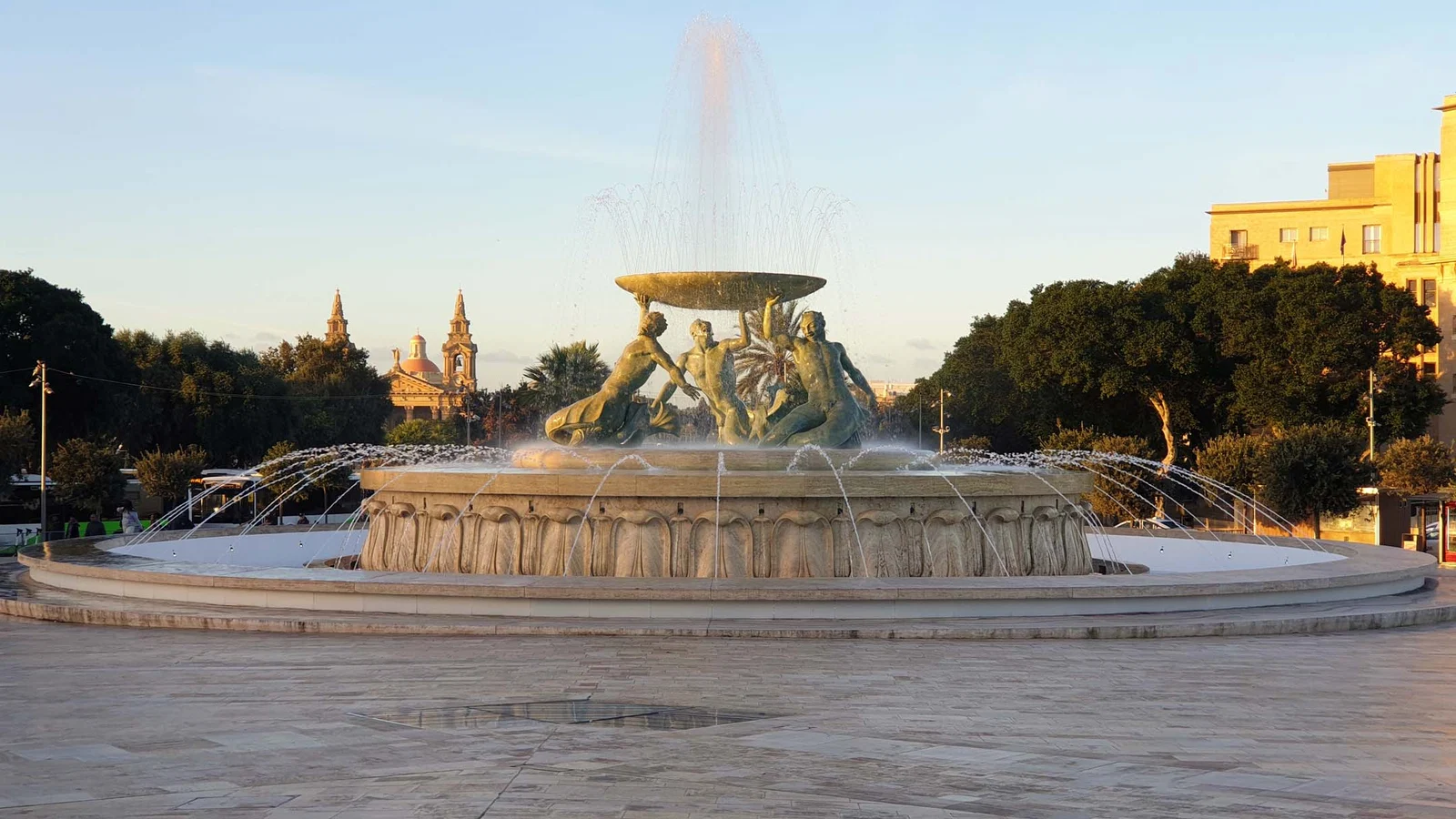 Fontaine des Tritons — La Valette