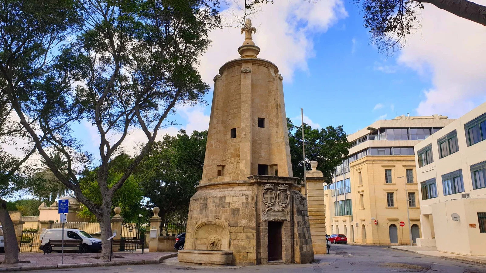 Château d’eau de Wignacourt — La Valette