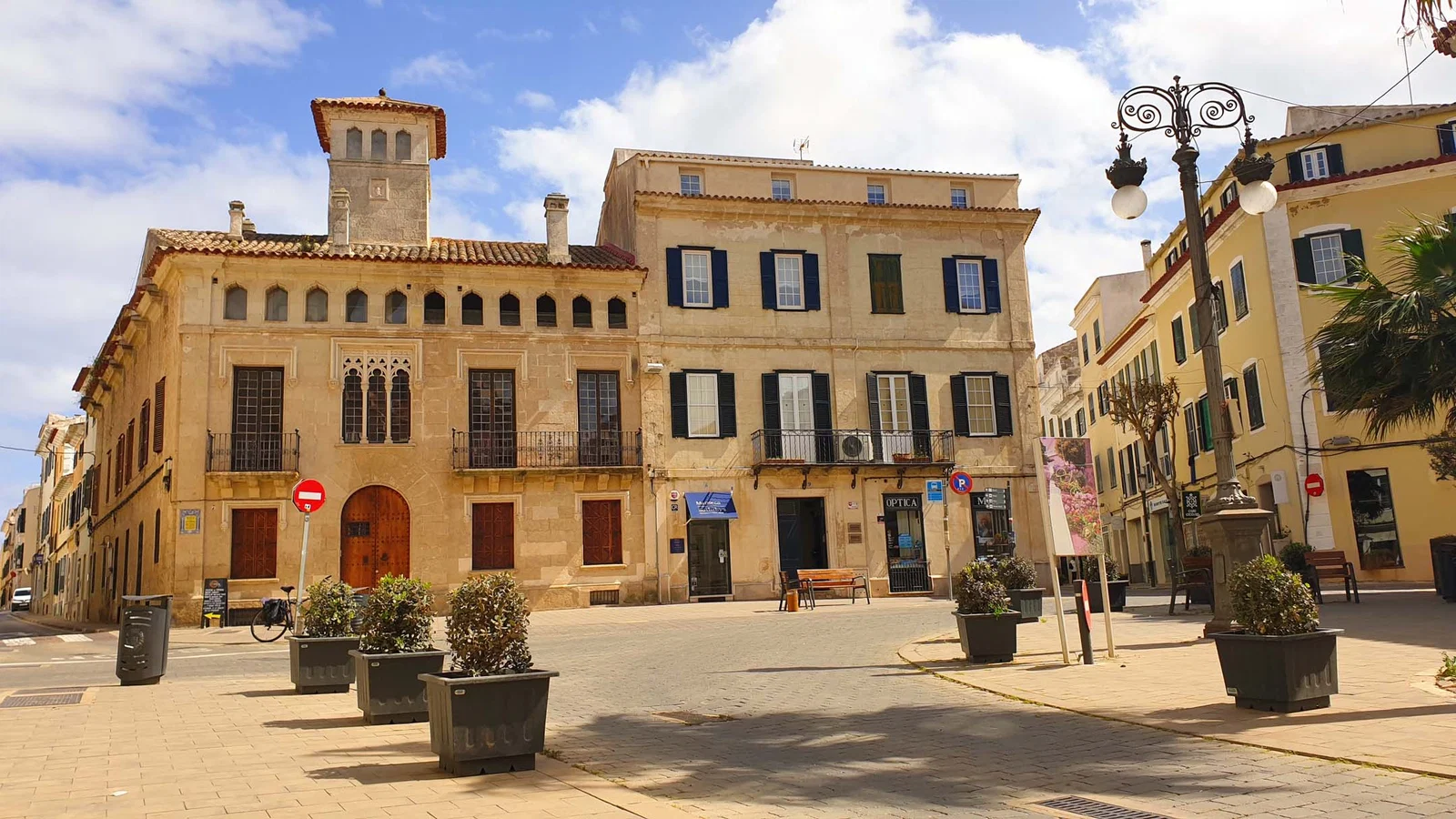 Plaça del Príncep — Port Mahon