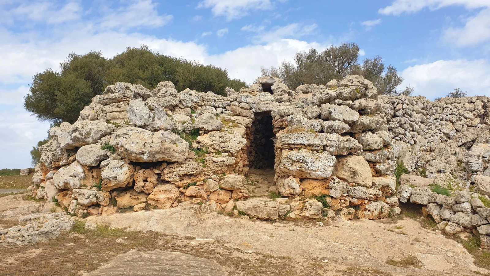 Les talayots de Cornia Nou — Port Mahon