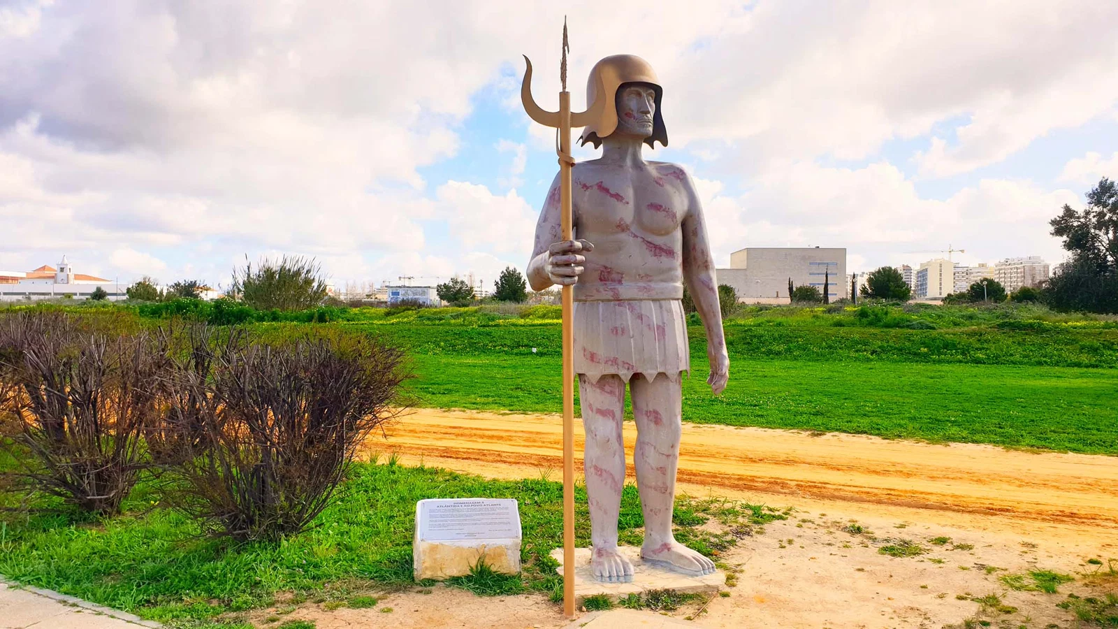 Hommage à l’Atlantide et au peuple atlante — Faro