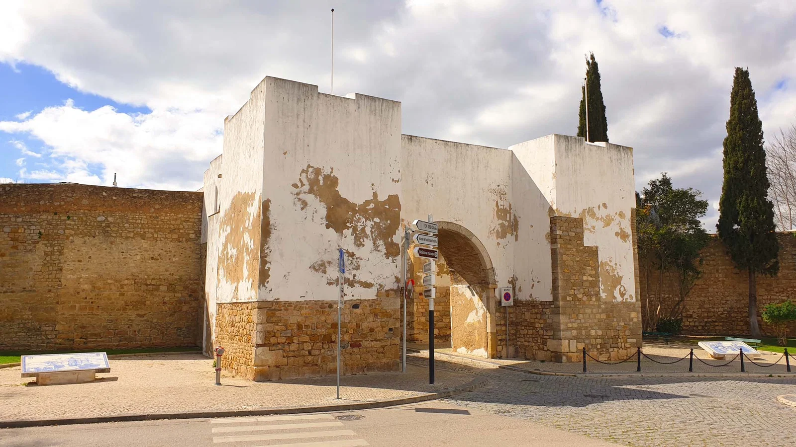 Remparts de Faro — Faro