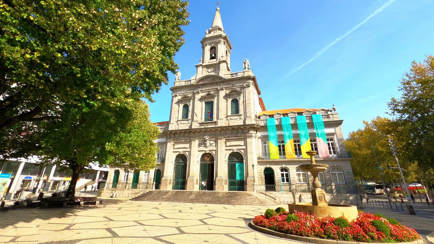 Igreja da Santíssima Trindade — Porto