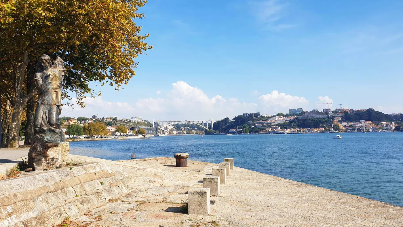 O Mensageiro — Porto