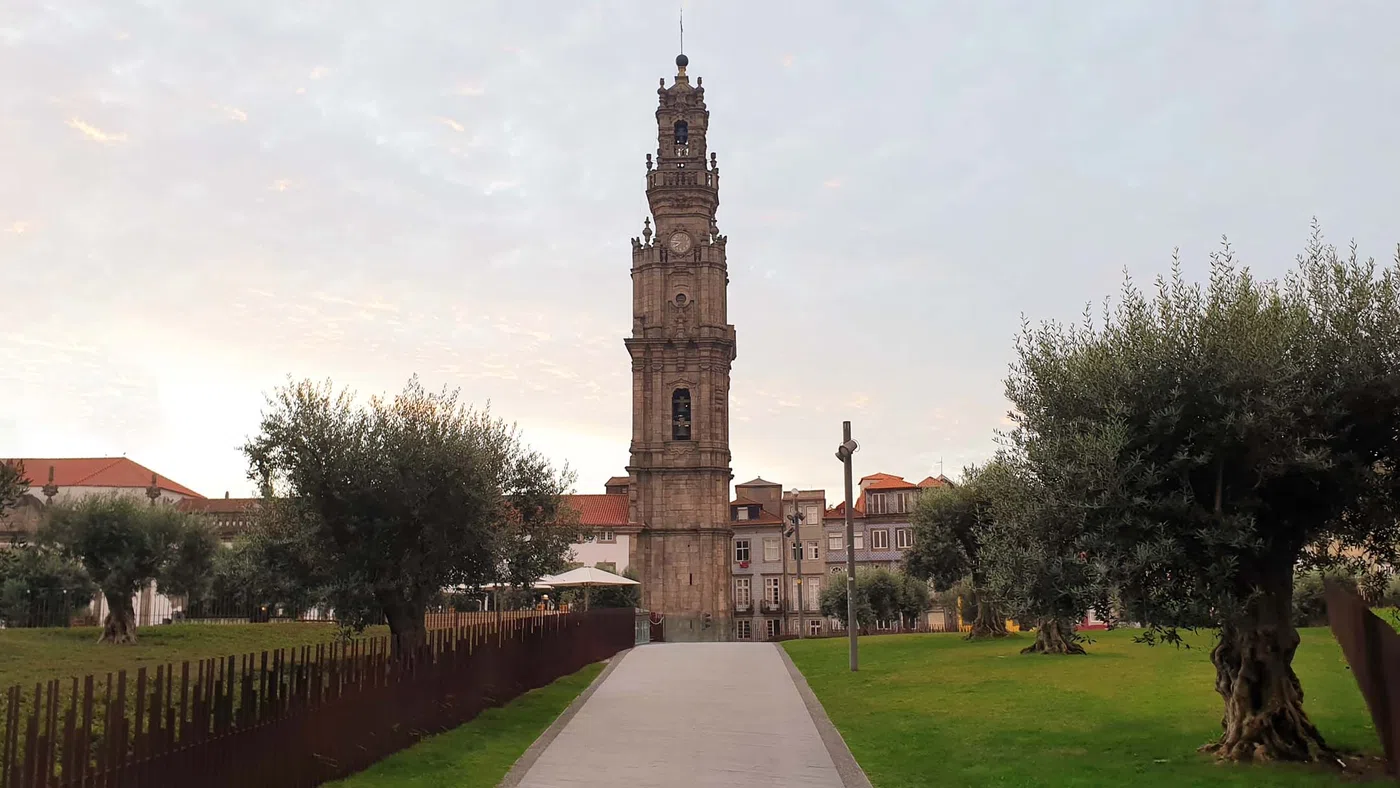 Tour des Clérigos — Porto