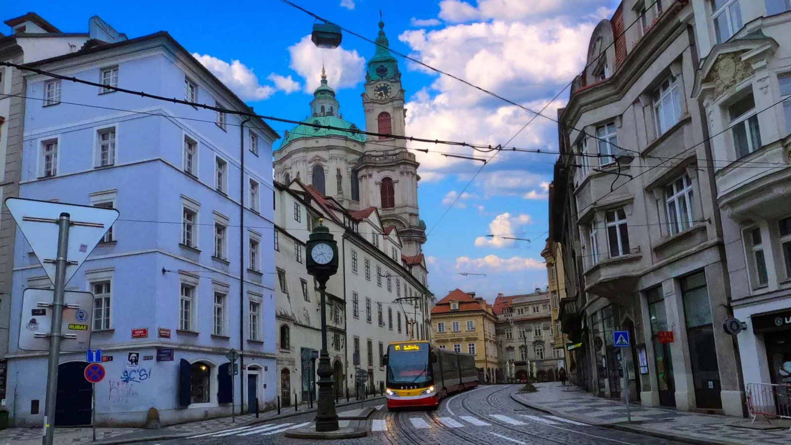 Église Saint-Nicolas — Malá Strana — Prague