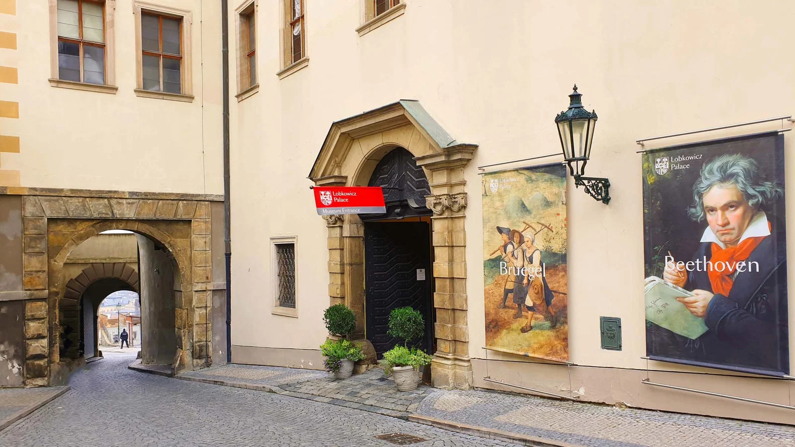 Palais Lobkowicz — Prague