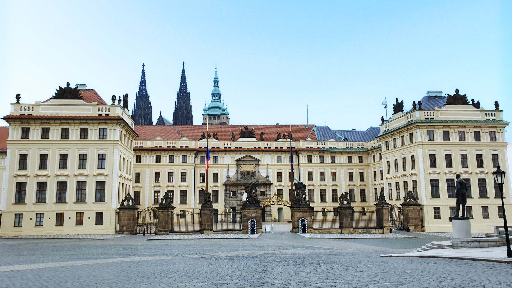 Château de Prague ( Pražský hrad )