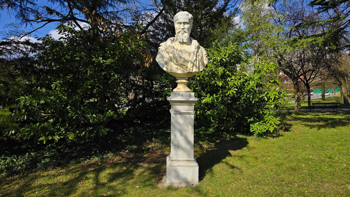 Buste de Michel-Ange — Genève