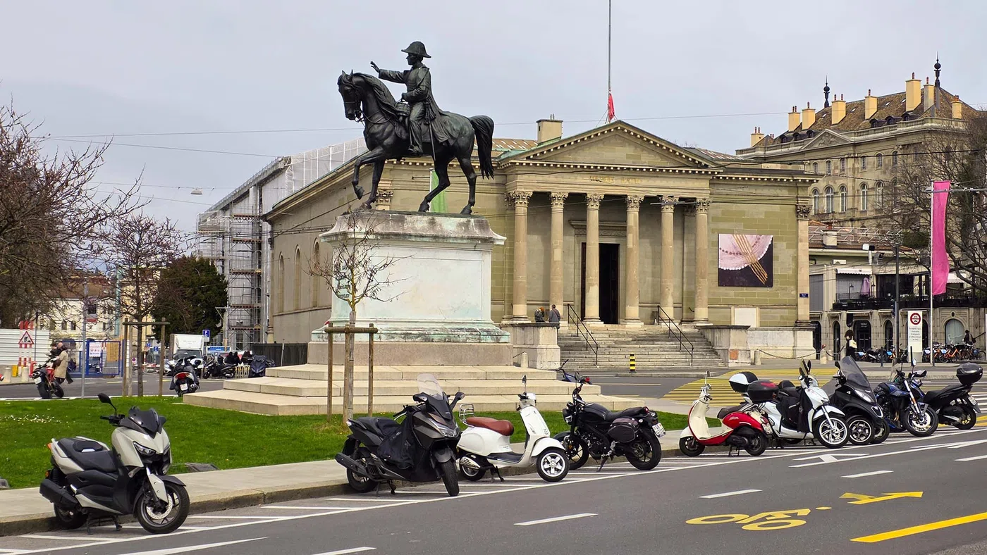 Monument Guillaume Henri Dufour — Genève