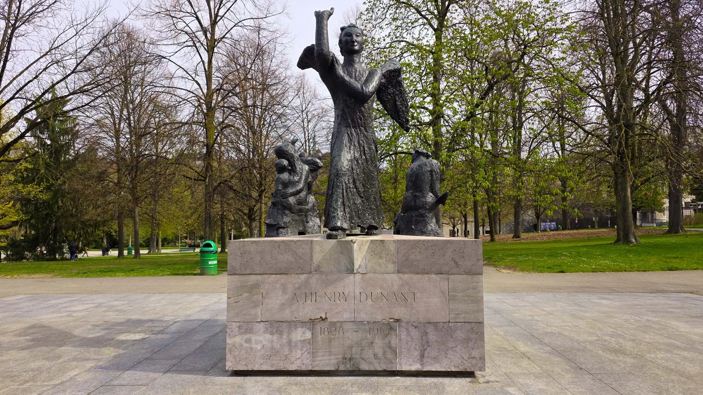 Monument Henri Dunant — Genève