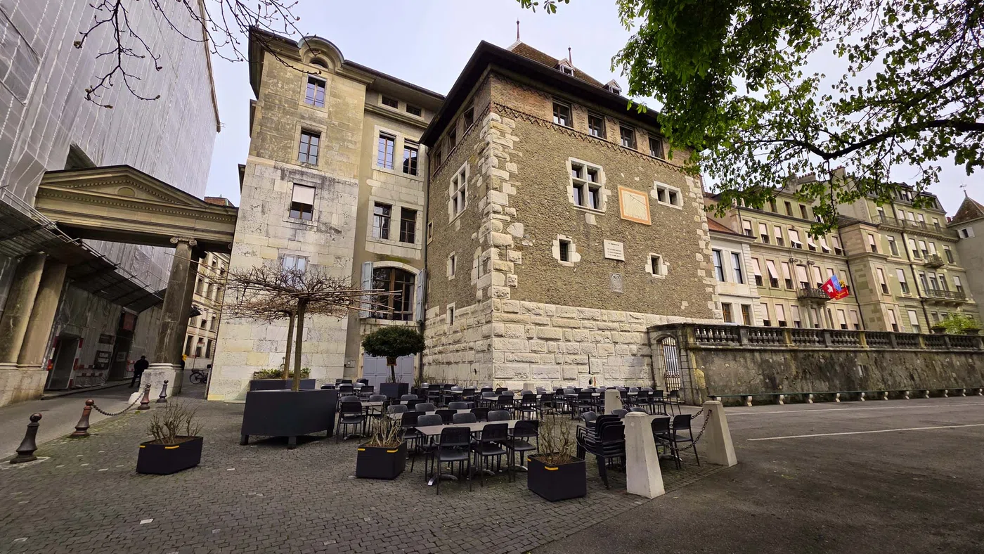 Porte de la Treille — Genève